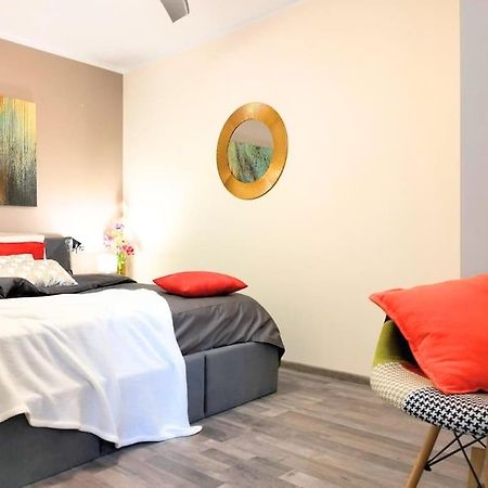 Residenza Santa Anastasia Free Parking Верона Экстерьер фото